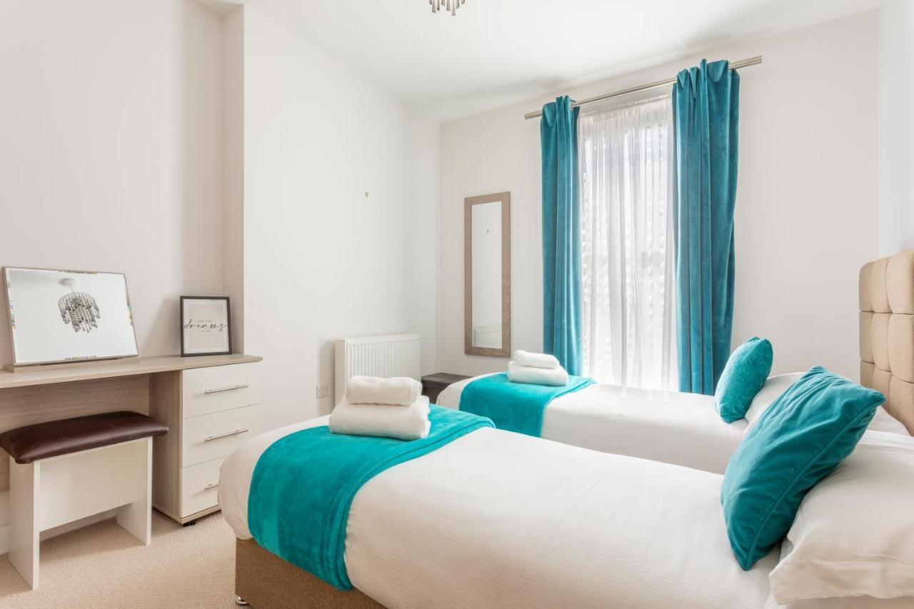 1 Bed Apartment - Redhill Central, Surrey, Gatwick #3 المظهر الخارجي الصورة