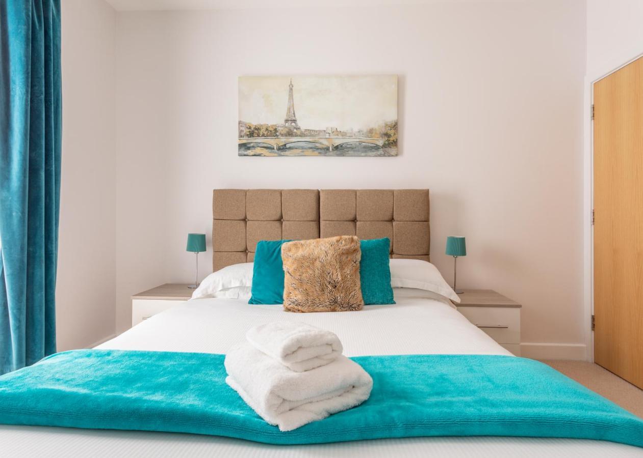 1 Bed Apartment - Redhill Central, Surrey, Gatwick #3 المظهر الخارجي الصورة